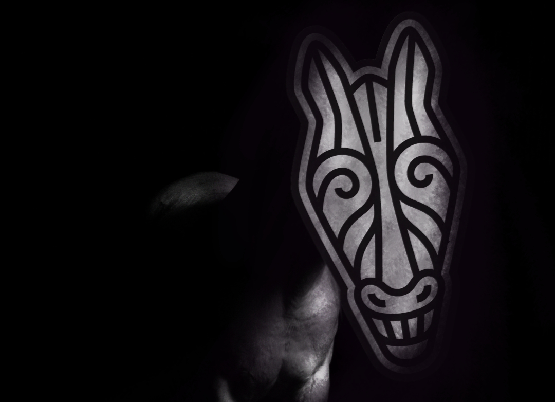 Na zdjęciu fotomontaż czarnego konia z graficzną głową konia.